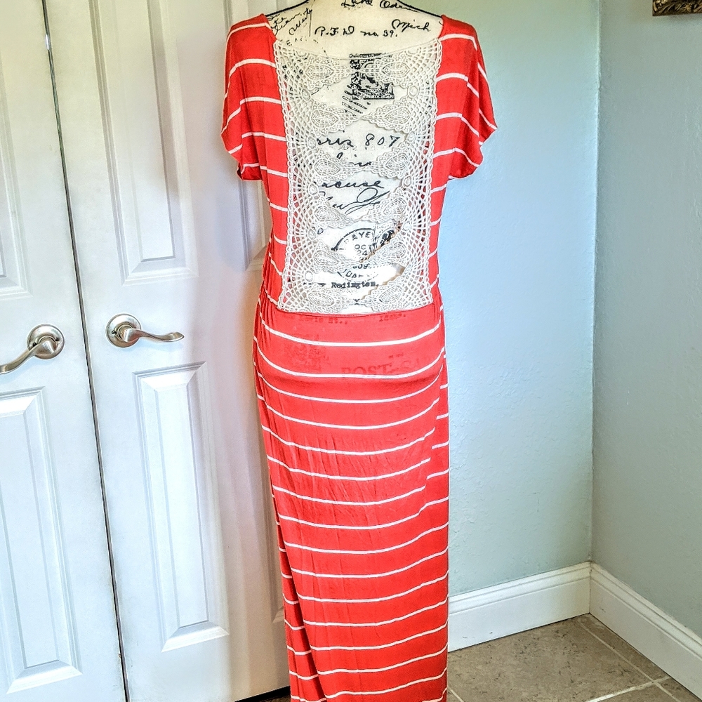 CHARMING CHARLIE Coral Maxi Dress